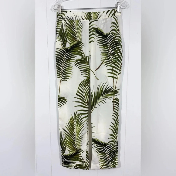 H&M Tropical Palm Off White Ivory Crepe Cropped Trouser Pants - Picture 1 of 9